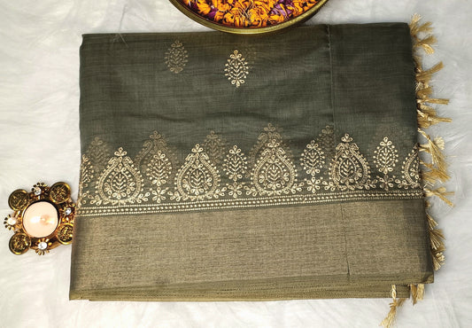 Soft Cotton Saree with Golden Embroidery & Zari Border